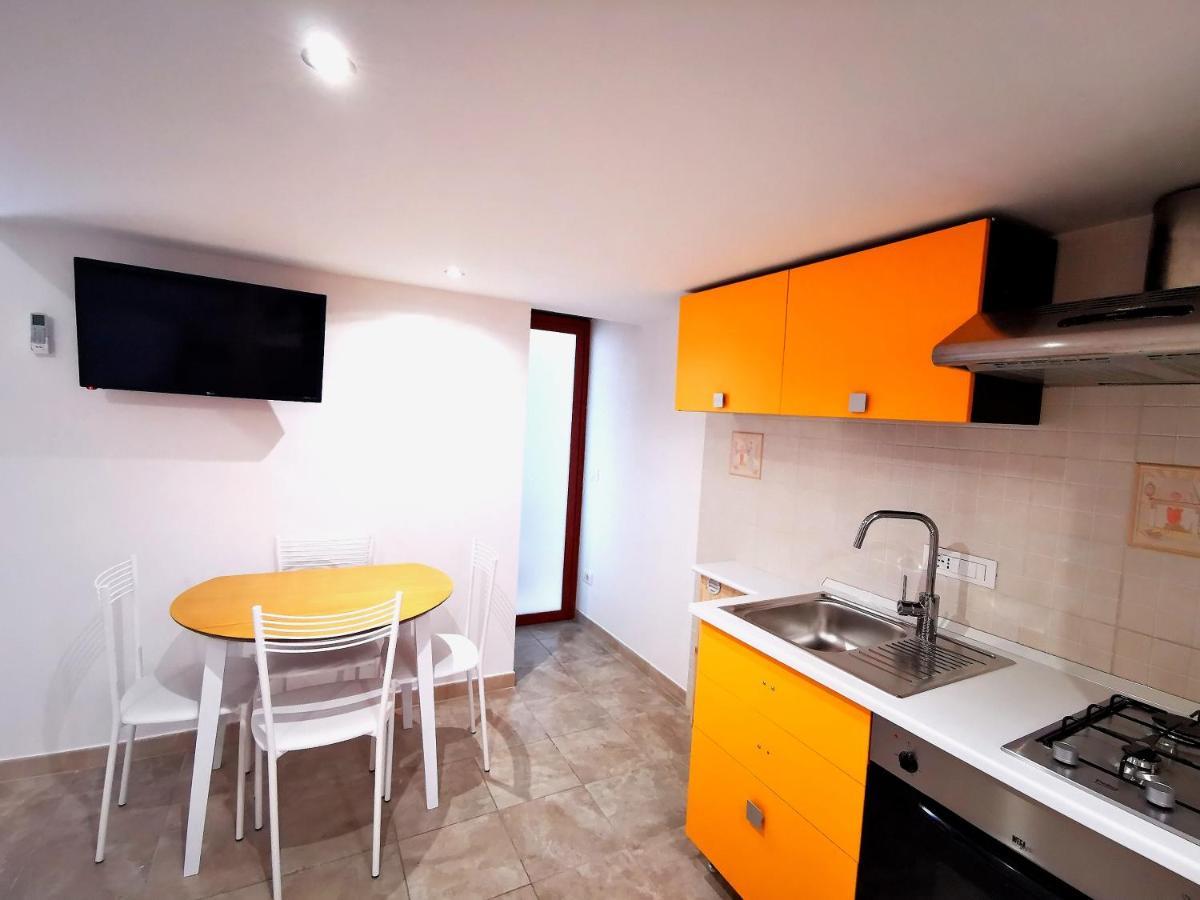 Guru House B&B Apartments Milazzo Eksteriør billede
