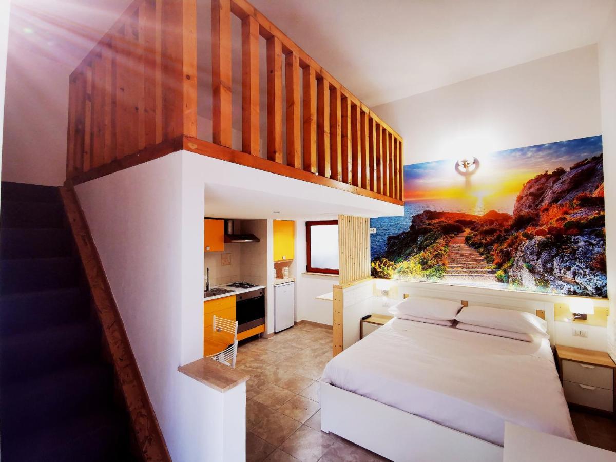 Guru House B&B Apartments Milazzo Eksteriør billede