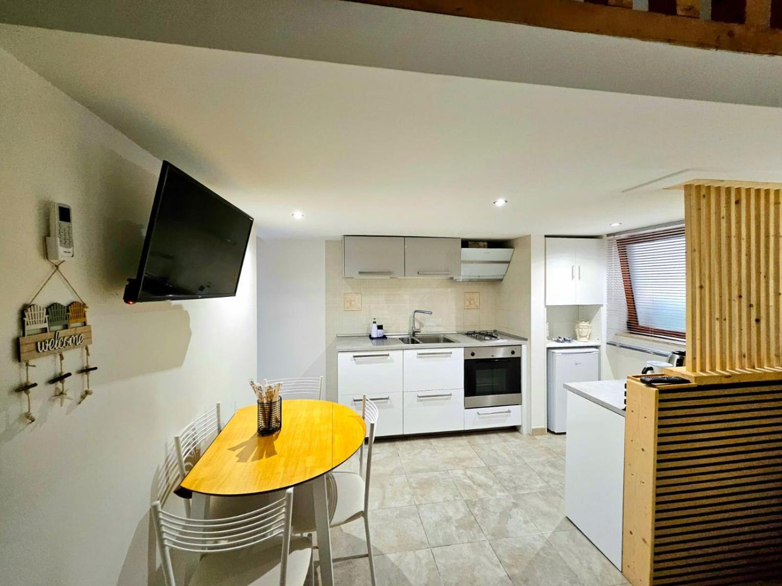 Guru House B&B Apartments Milazzo Eksteriør billede